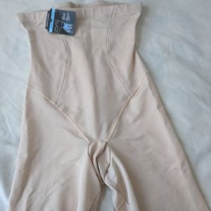 Maidenform power skimmers bottom solution